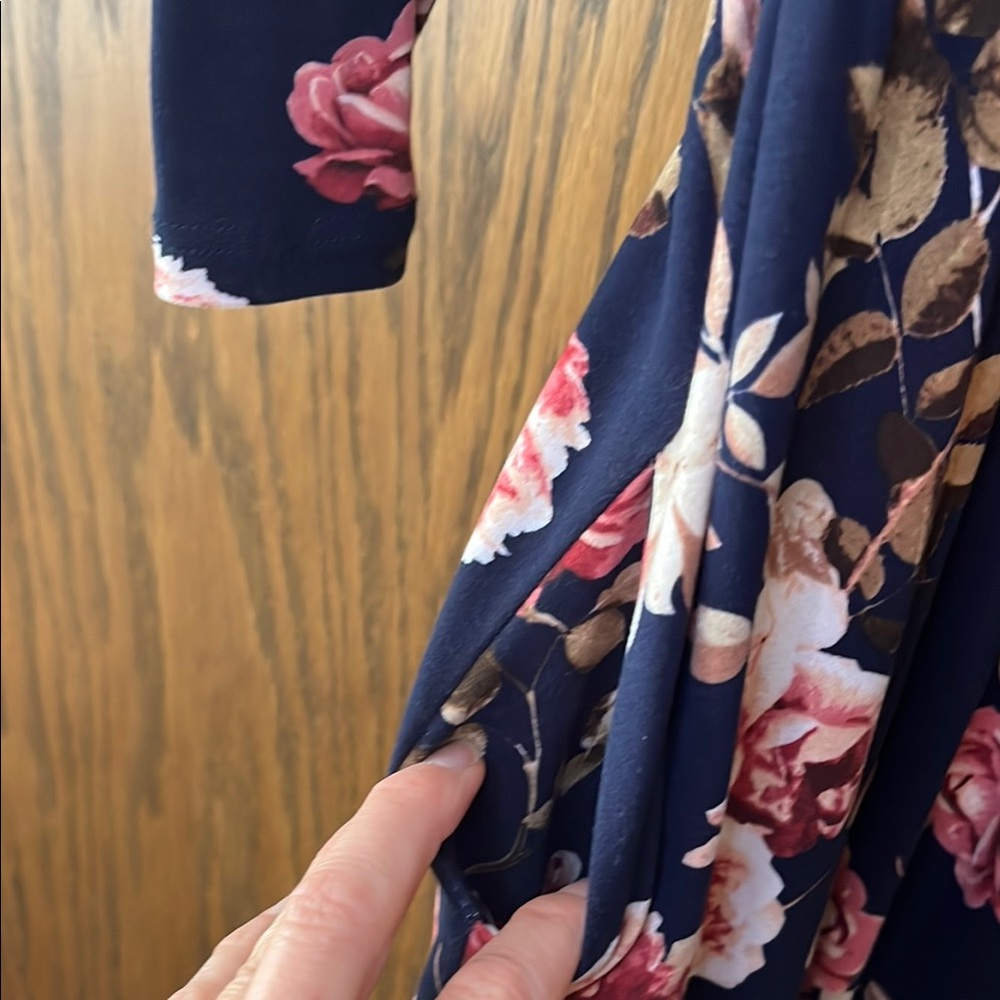Honeyme Floral Midi Dress - Picture 4 of 8